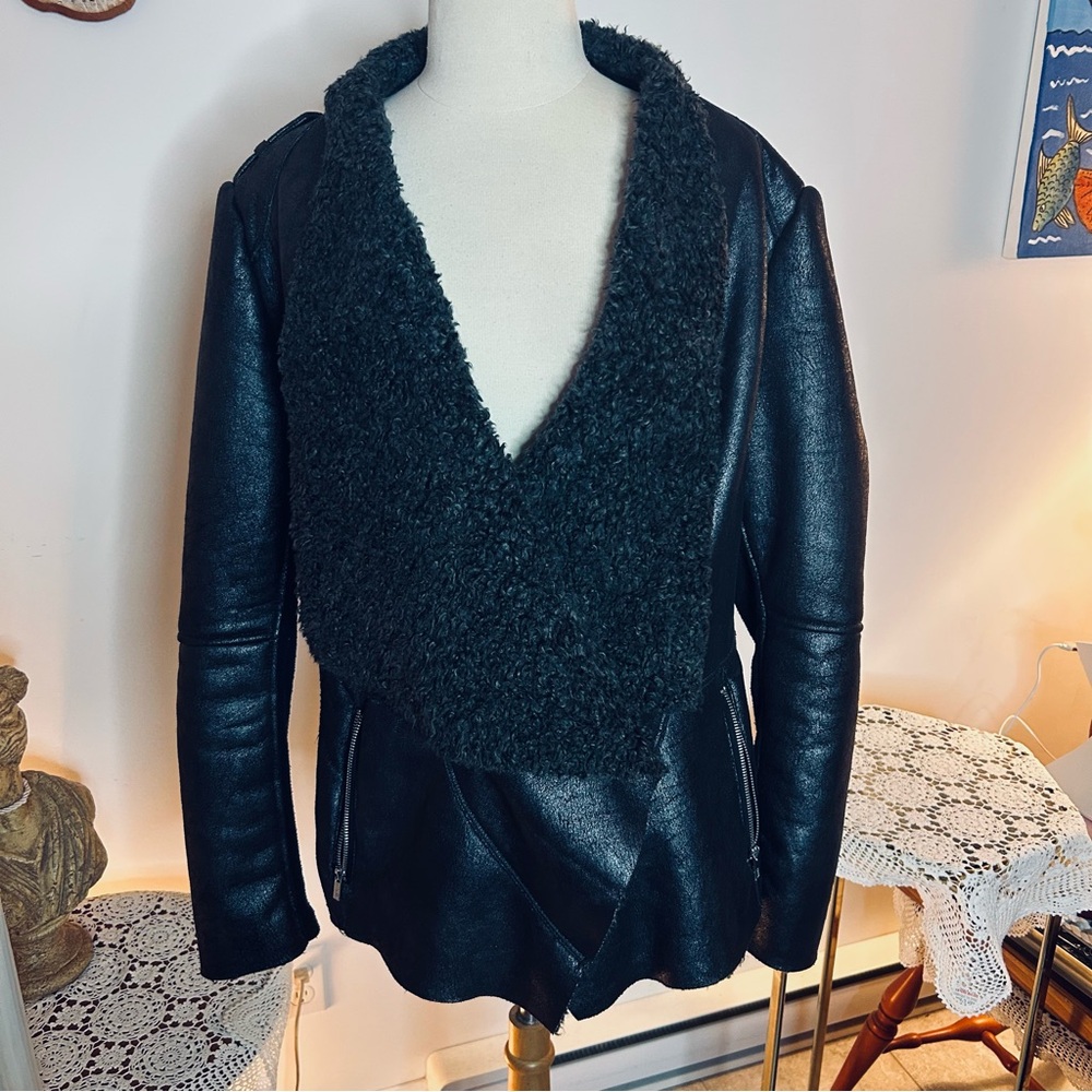 Black Rivet Women's Black Teddy Jacket